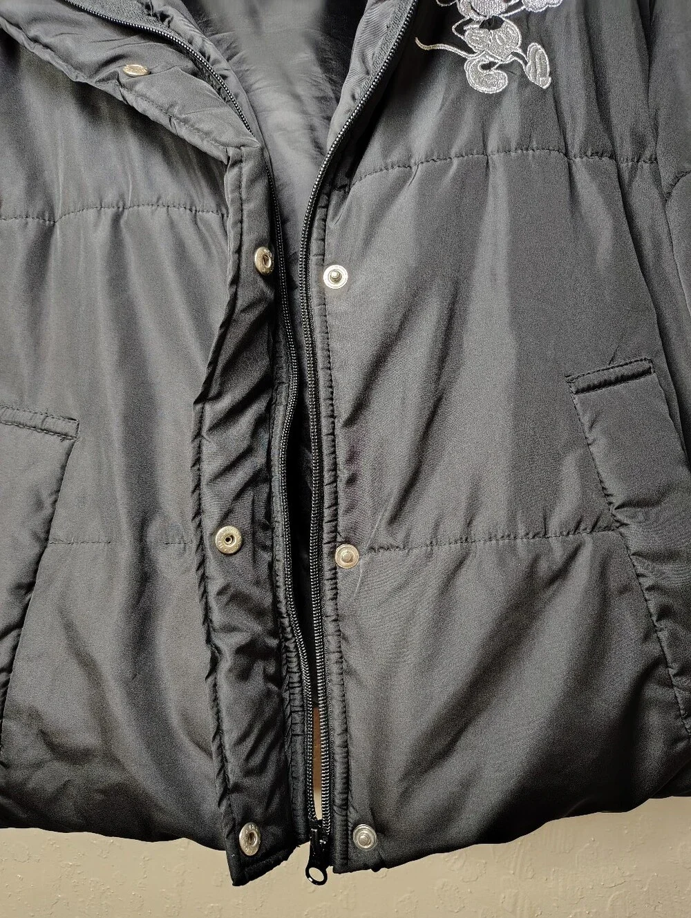 Disney Black Puffer Jacket with Mickey Graphics Women's Size M